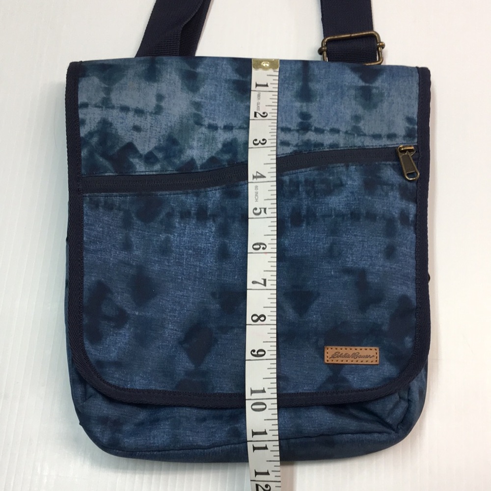 Eddie Bauer Connect Tech Blue Tie Dye Crossbody Bag - Picture 8 of 11
